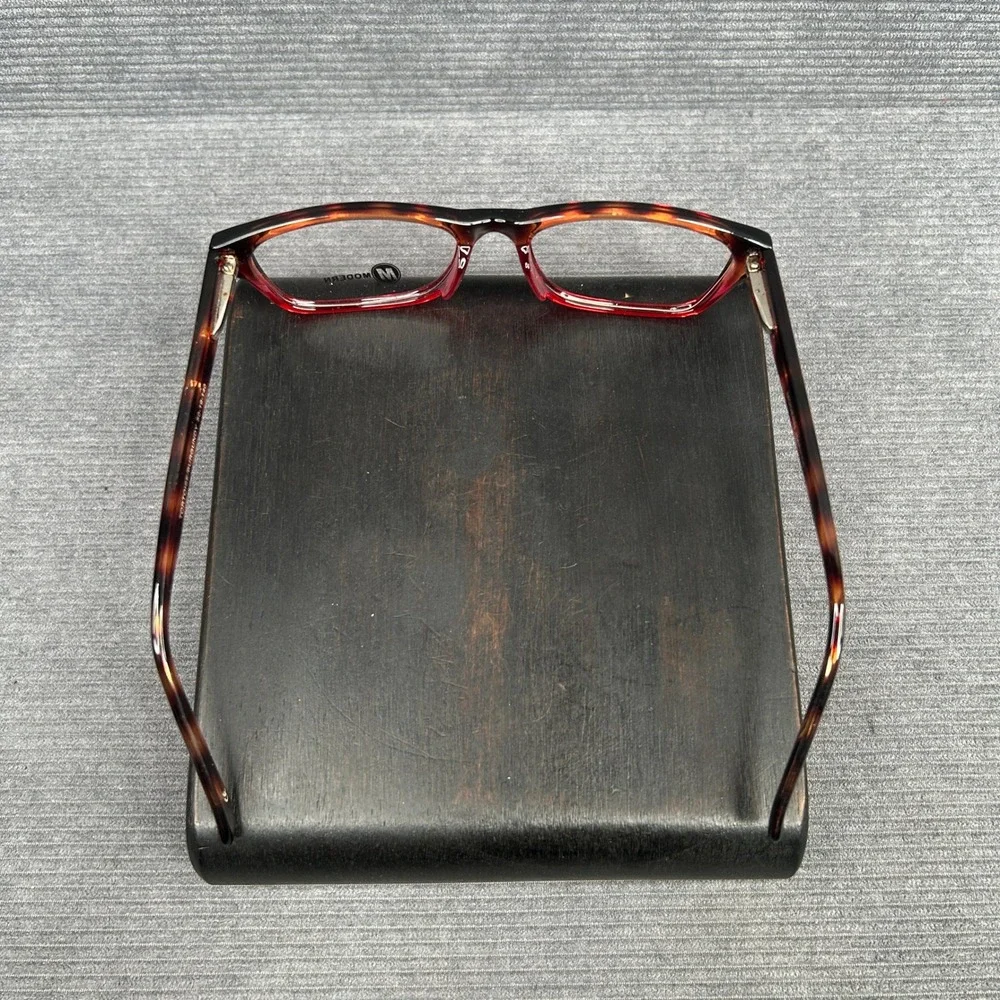 Modern photographed demo